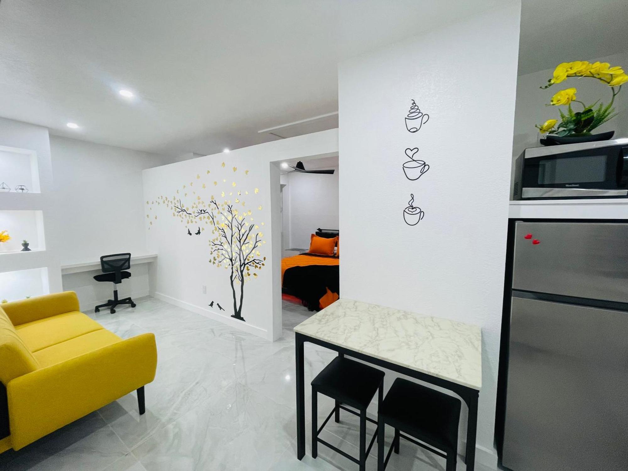 Magnolias Suite Lehigh Acres Ngoại thất bức ảnh